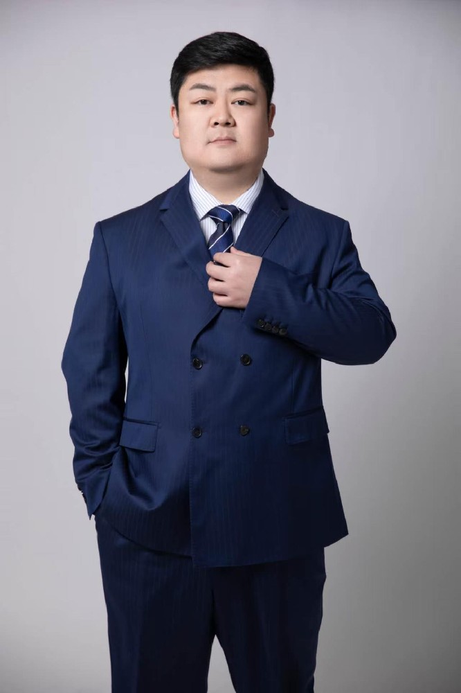 焦艺昊律师